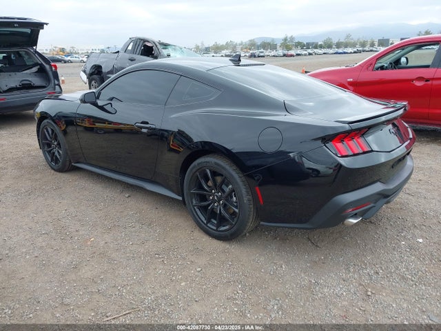 Ford Mustang Ecoboost Fastback 2025 1FA6P8TH5S5110267 Image 3
