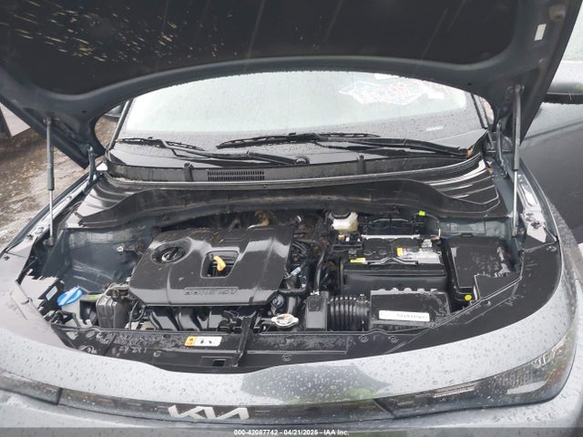 KNDJ23AU8P7882912 KIA SOUL LX