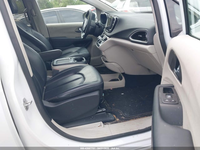 Chrysler Pacifica Touring L 2023 2C4RC1BG3PR578057 Image 5