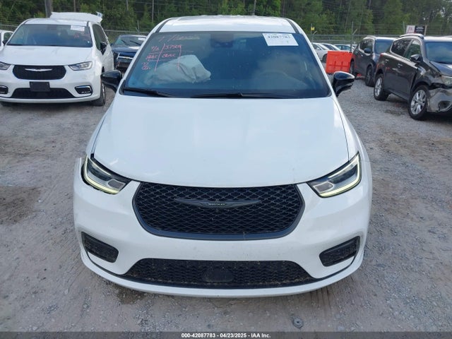 Chrysler Pacifica Hybrid S Appearance Pkg 2024 2C4RC1S7XRR115352 Image 12