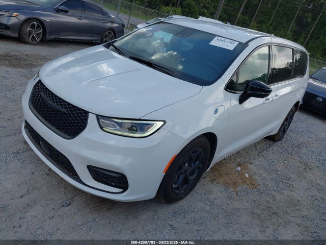 Chrysler Pacifica Hybrid S Appearance Pkg 2024 2C4RC1S7XRR115352 Image 2