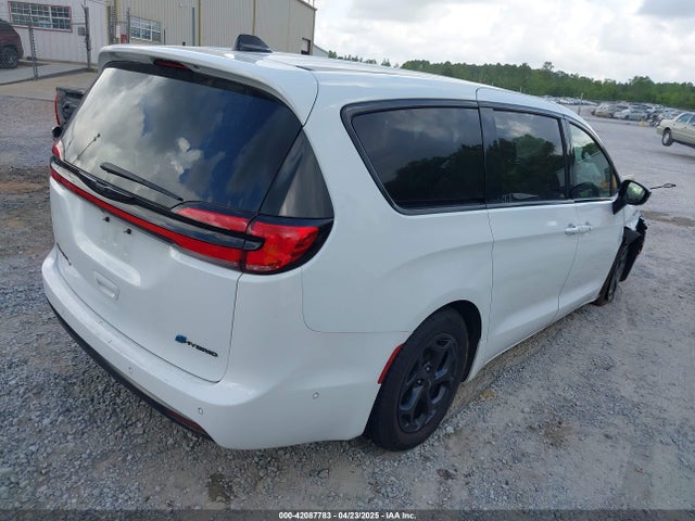 Chrysler Pacifica Hybrid S Appearance Pkg 2024 2C4RC1S7XRR115352 Image 4