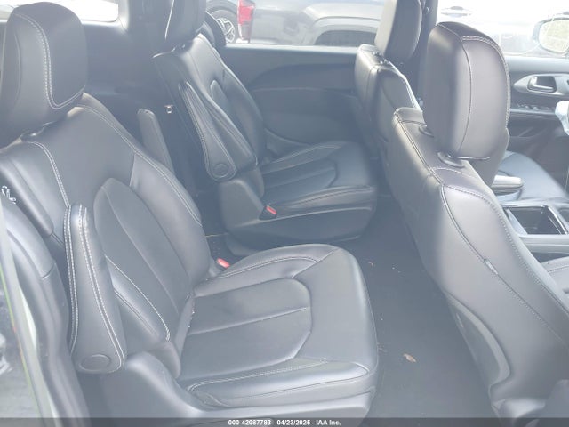Chrysler Pacifica Hybrid S Appearance Pkg 2024 2C4RC1S7XRR115352 Image 8