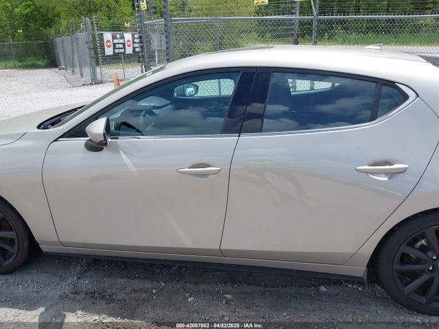 Mazda Mazda3 Premium 2022 JM1BPAML5N1507556 Image 14