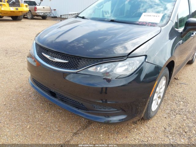 2C4RC1DG3MR516831 Chrysler Voyager Lxi