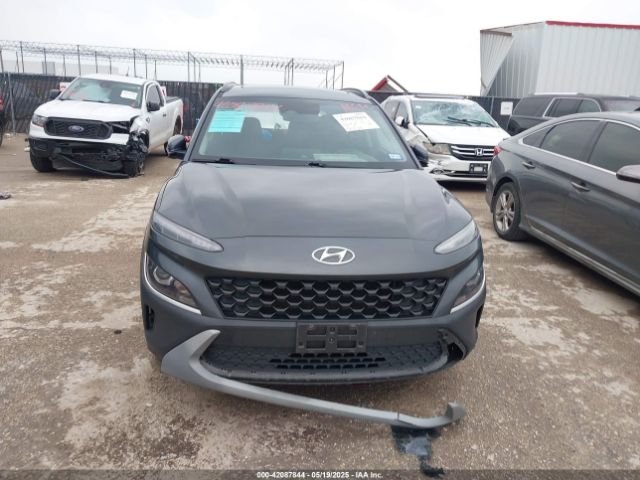 KM8K32AB2NU891934 Hyundai Kona Sel