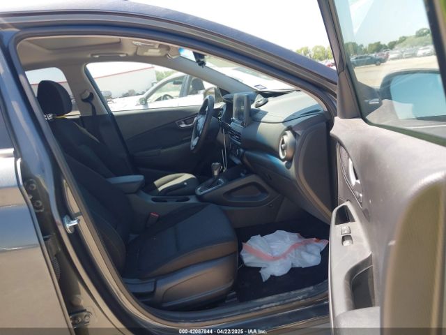 KM8K32AB2NU891934 Hyundai Kona Sel