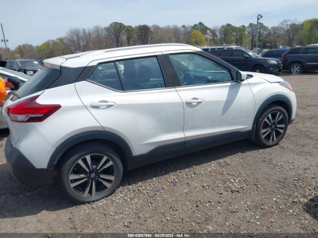 3N1CP5CU3KL484582 Nissan KICKS SV