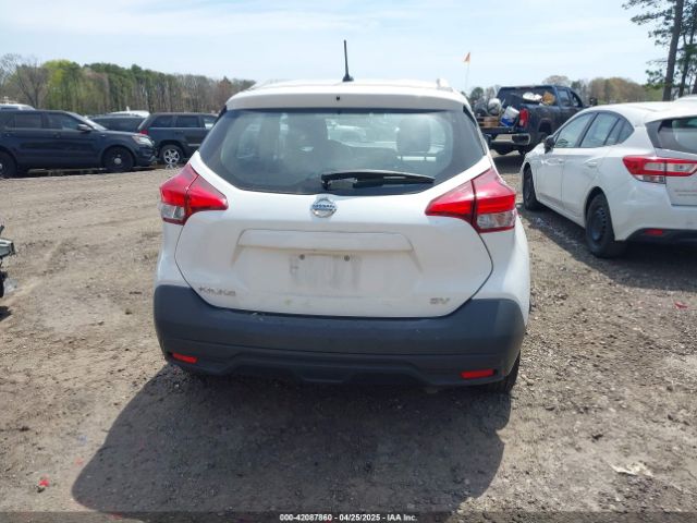 3N1CP5CU3KL484582 Nissan KICKS SV