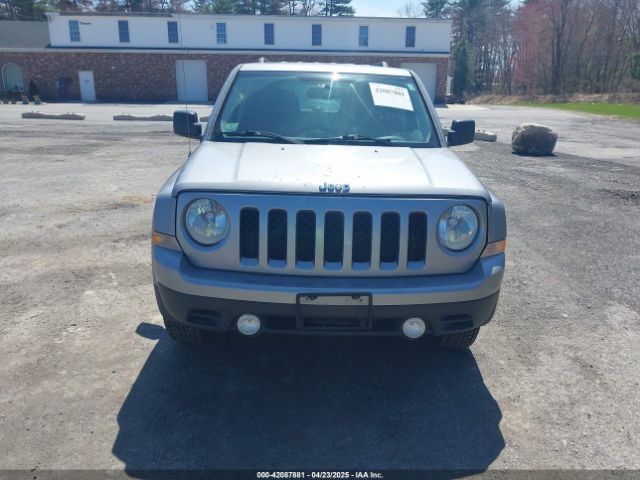 1C4NJRBB8GD782248 Jeep Patriot Sport