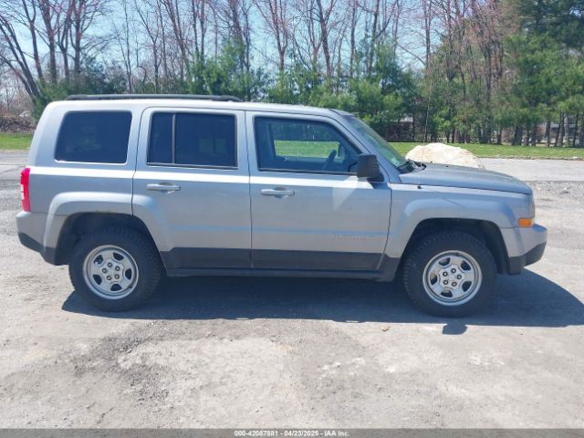 1C4NJRBB8GD782248 Jeep Patriot Sport