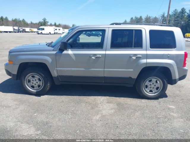 1C4NJRBB8GD782248 Jeep Patriot Sport