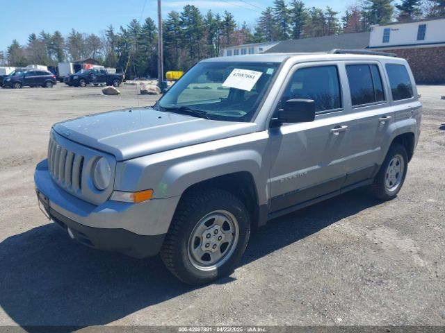 1C4NJRBB8GD782248 Jeep Patriot Sport