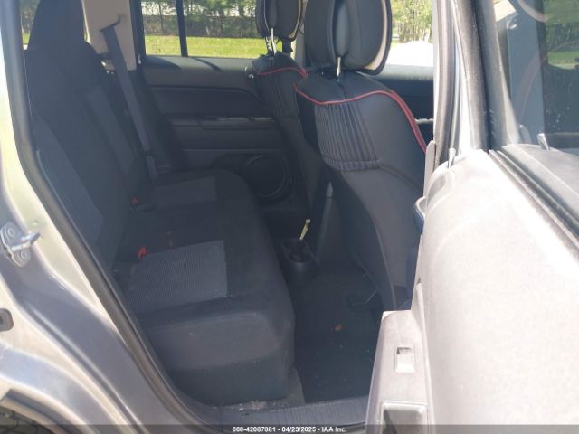 1C4NJRBB8GD782248 Jeep Patriot Sport