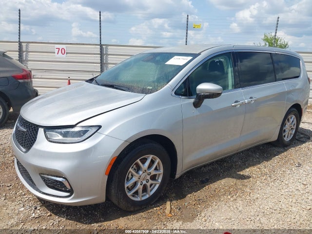 Chrysler Pacifica Touring L 2023 2C4RC1BG7PR521232 Image 2