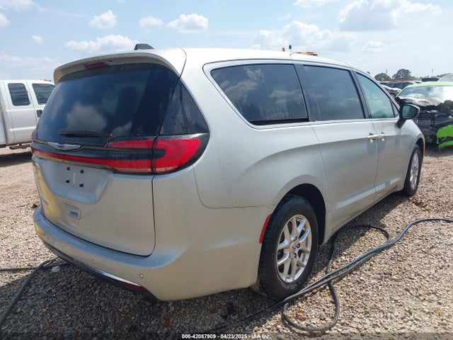 Chrysler Pacifica Touring L 2023 2C4RC1BG7PR521232 Image 4