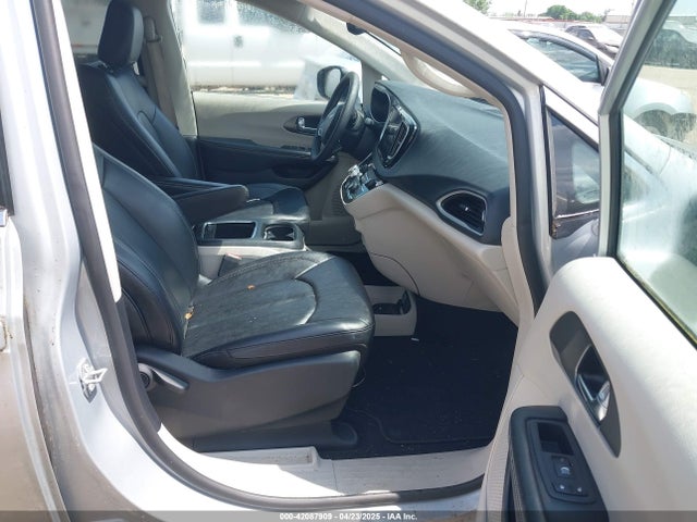 Chrysler Pacifica Touring L 2023 2C4RC1BG7PR521232 Image 5