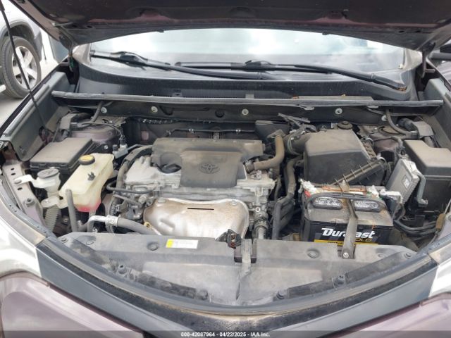2T3NFREV6GW283930 Toyota RAV4 SE