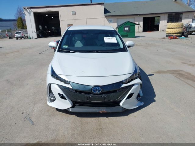 JTDKAMFP8M3174629 Toyota Prius Prime Limited