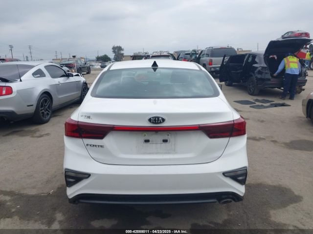 3KPF24AD5LE256210 KIA Forte Lxs