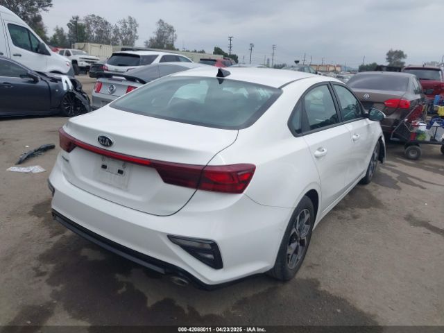 3KPF24AD5LE256210 KIA Forte Lxs