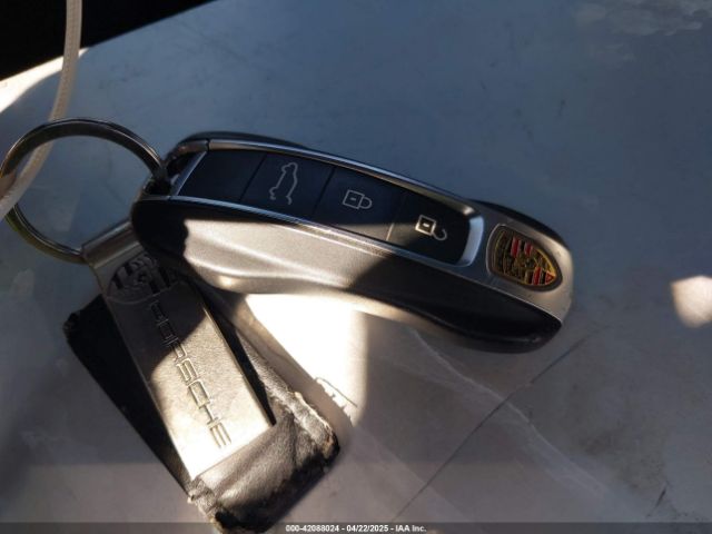 2019 PORSCHE CAYENNE WP1AA2AYXKDA09882 Photo 10