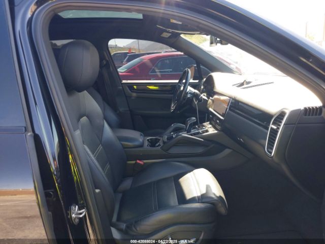 2019 PORSCHE CAYENNE WP1AA2AYXKDA09882 Photo 4