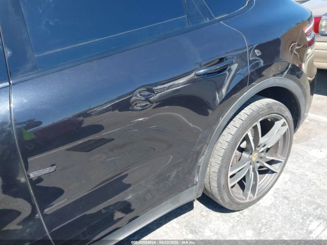 2019 PORSCHE CAYENNE WP1AA2AYXKDA09882 Photo 5