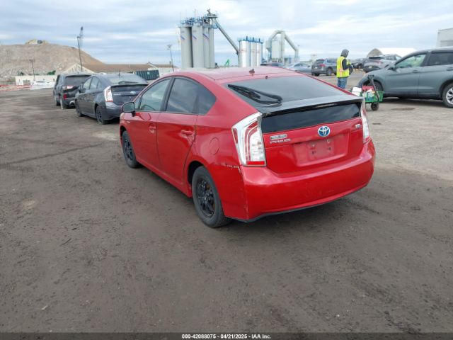 JTDKN3DU2F0482052 Toyota Prius Two