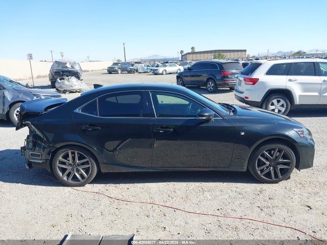 Lexus IS 300 2020 JTHGA1D26L5107816 Image 14