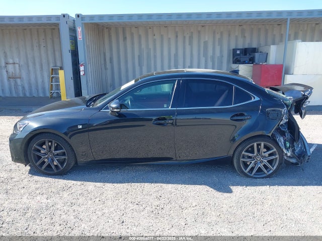 Lexus IS 300 2020 JTHGA1D26L5107816 Image 15