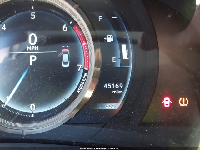 Lexus IS 300 2020 JTHGA1D26L5107816 Image 16