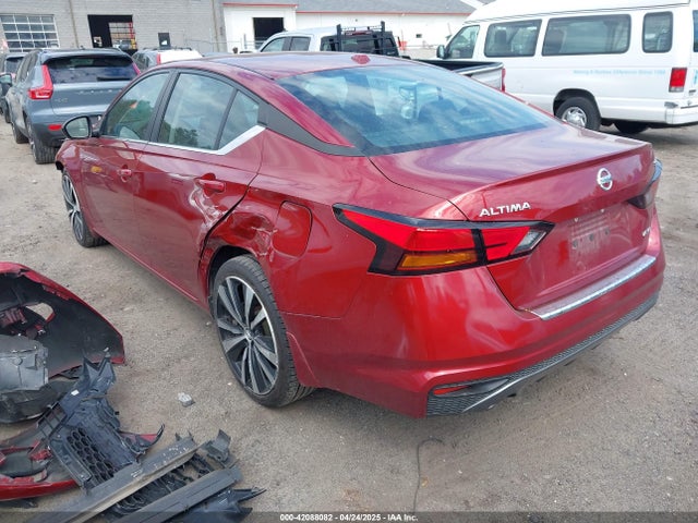 1N4BL4CW6KN321480 Nissan 2019