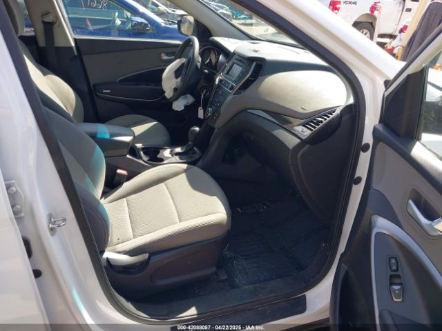 2018 HYUNDAI SANTA FE SPORT 5NMZTDLB8JH071905 Photo 4