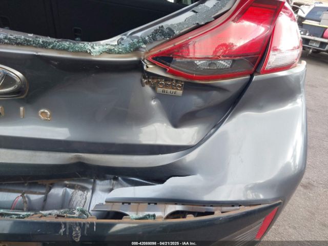KMHC65LCXJU097602 Hyundai Ioniq Hybrid Blue
