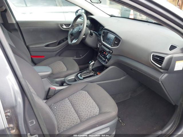 KMHC65LCXJU097602 Hyundai Ioniq Hybrid Blue