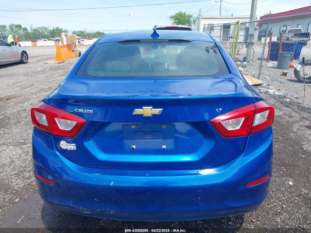1G1BE5SM3J7136485 Chevrolet Cruze Lt Auto
