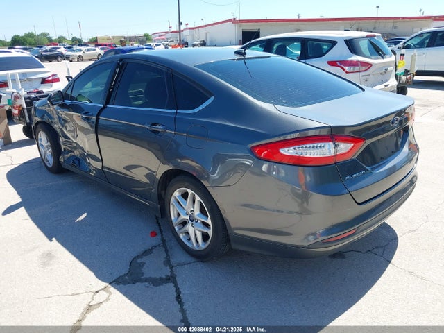 3FA6P0H77FR160172 Ford FUSION SE
