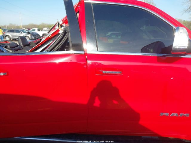 1C6SRFJT0KN521694 RAM 1500 Laramie  4x4 5'7 Box