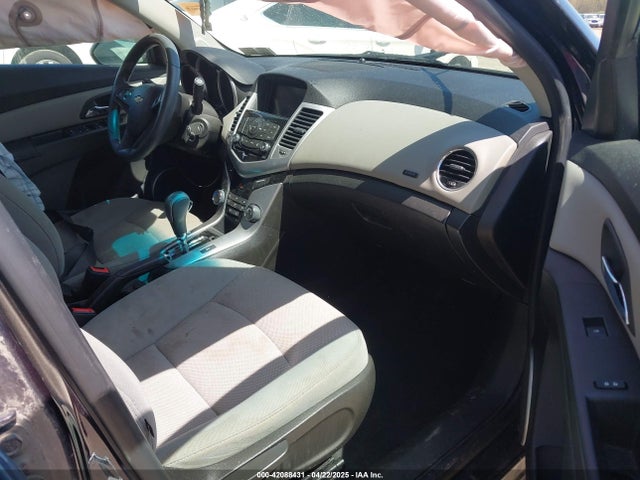 1G1PC5SB8F7293253 Chevrolet Cruze 1lt Auto