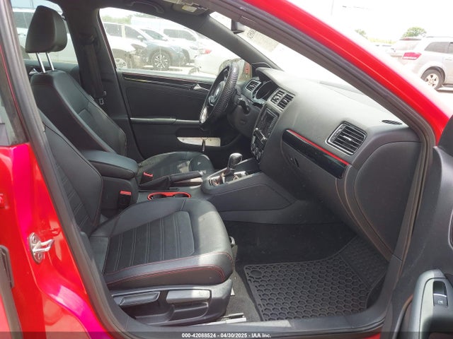 3VW4T7AJ1GM222057 Volkswagen Jetta 2.0t Gli Se