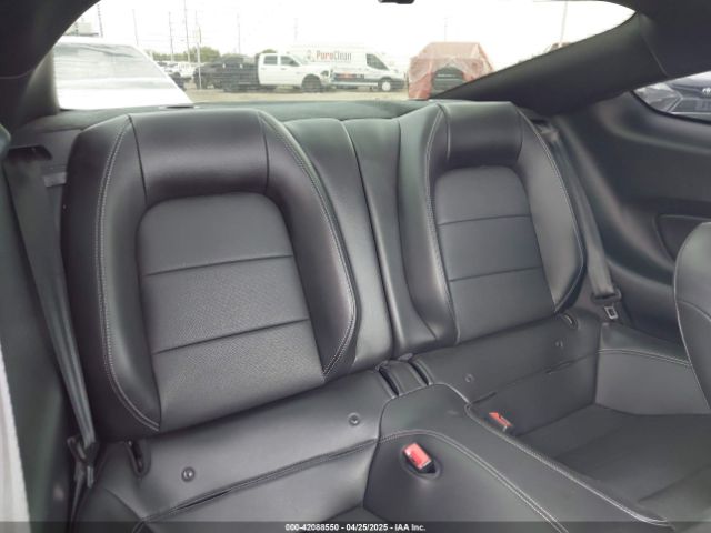 1FA6P8CF6J5103891 Ford 5.0l 4v premium fuel