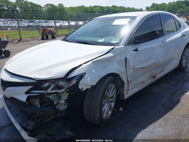 4T1B11HK9JU509107 Toyota CAMRY LE