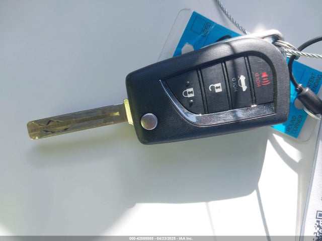 4T1C11AK1NU697349 Toyota CAMRY LE