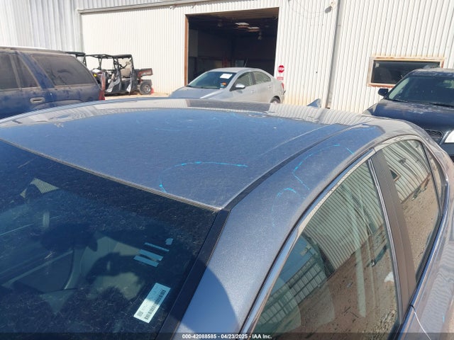 4T1C11AK1NU697349 Toyota CAMRY LE