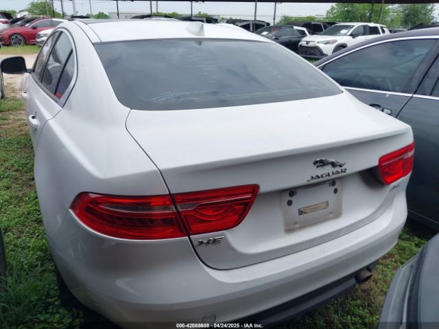SAJAD4BVXHA965092 Jaguar Xe 35t Premium