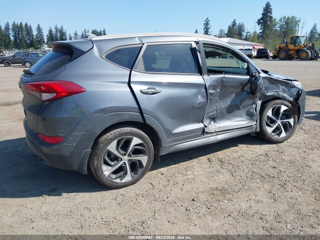 KM8J33A26GU137391 Hyundai Tucson Limited
