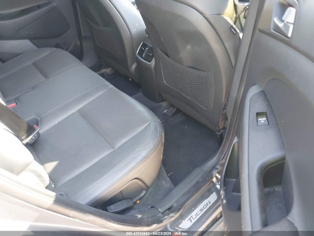 KM8J33A26GU137391 Hyundai Tucson Limited