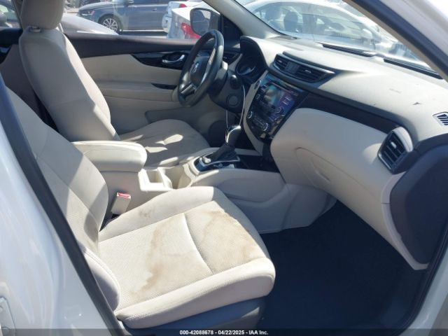 JN1BJ1CP4JW150361 Nissan Rogue Sport Sv