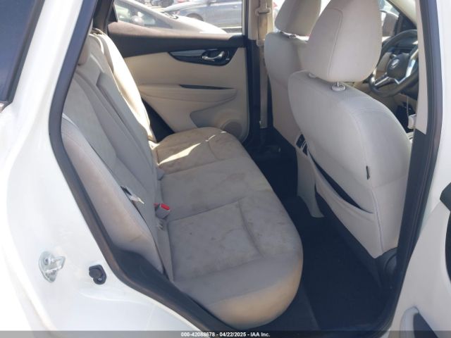JN1BJ1CP4JW150361 Nissan Rogue Sport Sv